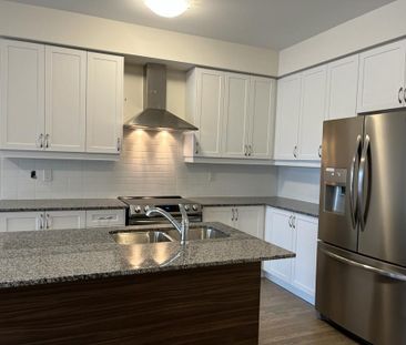 For Lease - 45 Eberhardt Drive, Wasaga Beach, Ontario - Photo 1