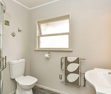 Hauraki living! - Photo 2