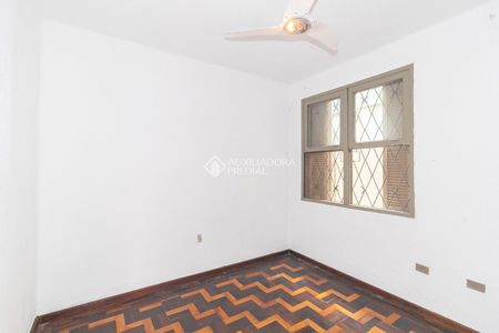 Apartamento com 3 quartos e 74m² para alugar em Menino Deus, Porto Alegre. - Foto 3
