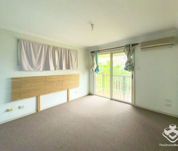 Charming 3-Bedroom Townhouse in Prime Sherwood Location - Photo 5