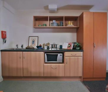 Classic Shared Apartment - Photo 6