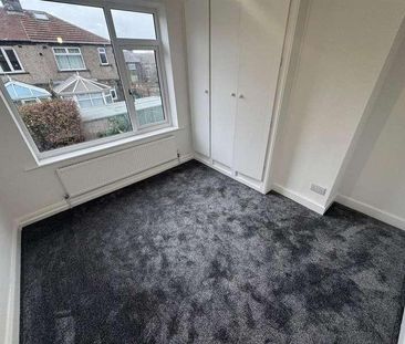 Hazeldene, Queensbury, Bradford, BD13 - Photo 5