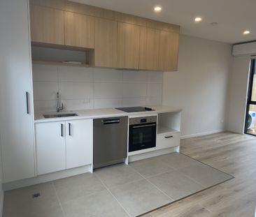 24 Paetai Lane, Te Atatu Peninsula - Photo 1