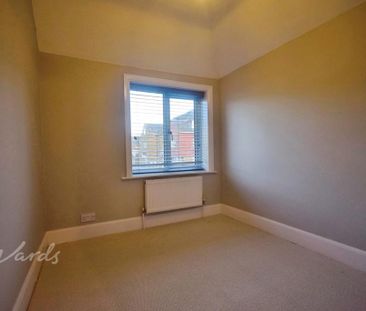 3 bedroom end of terrace house to rent - Photo 5