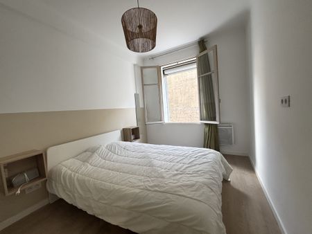 Location T4 meublé 83m² Marseille 13007 Saint Victor/Vieux Port - Photo 4