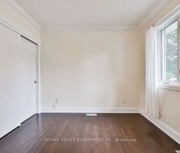 Detached Home For Lease | W9248483 - Photo 1