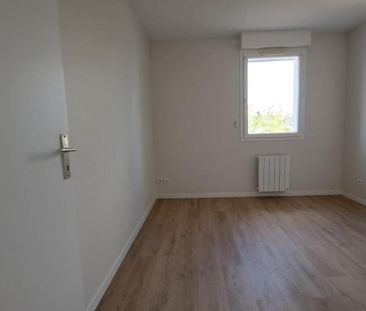 Bel appartement de type 3 avec balcon exposé Sud et garage . - Photo 3