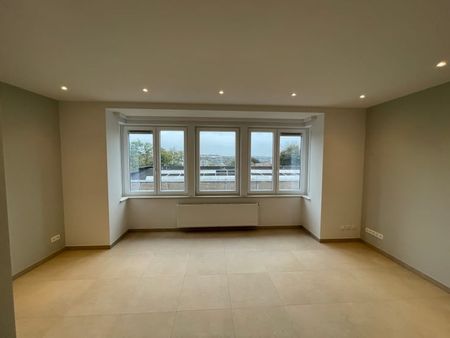 Appartement te huur - Foto 3