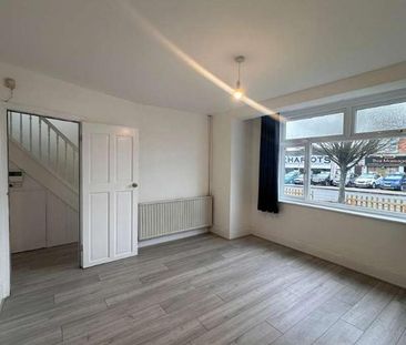 London Road Romford, RM7 - Photo 3