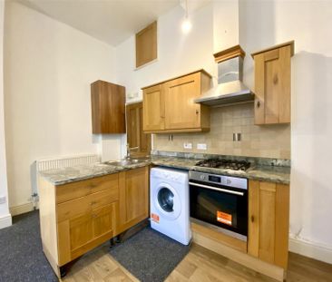 Surrey Street, Stokes Croft, BS2 8PS - Photo 2