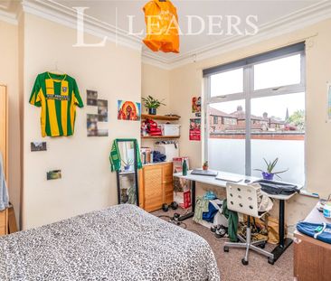 3 bedroom house to rent Olivia Grove, Manchester, M14 - Photo 2