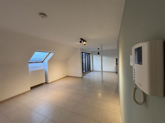 Ruim appartement met 2 slaapkamers in centrum Merchtem - Foto 1