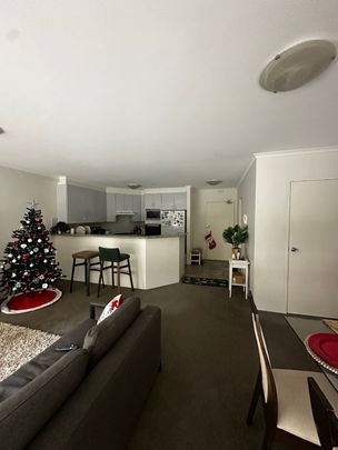 Crows Nest - Photo 1