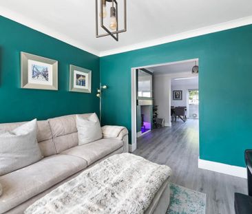 3 bedroom semi-detached house to rent - Photo 6