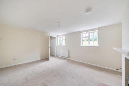 3 bedroom detached house to rent - Photo 3