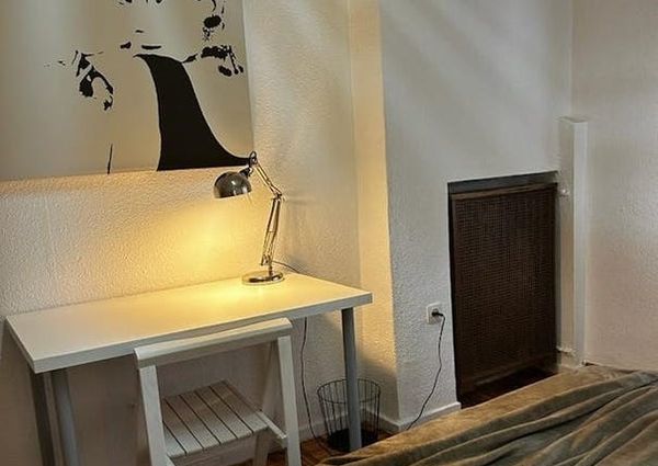 Calle de Sánchez Barcáiztegui, Madrid, Community of Madrid 28007