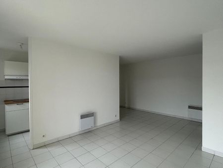 Location Appartement 2 pièces 46m² ALBI 81000 - Photo 2