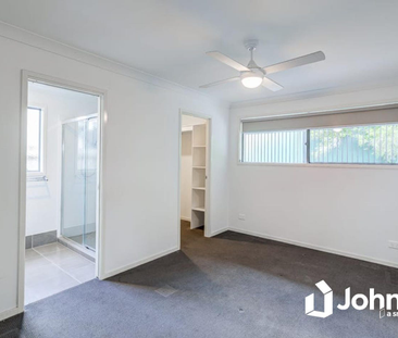 68 Napier Circuit, Silkstone, Qld 4304 - Photo 5