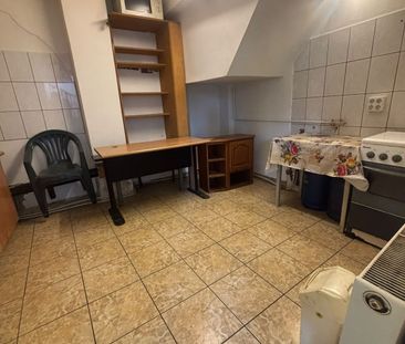 Casă de închiriat, zona Centrala| Potrivită pentru echipe de muncitori - Fotografie 2