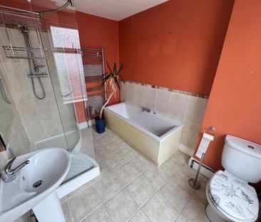 2 Bedroom End Terrace To Let - Photo 4