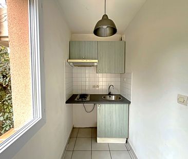 Location Appartement 1 pièce 24m² - Photo 3