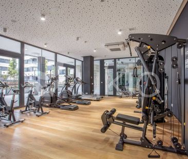 3 room luxury Apartment for rent in Madrid, Spain - Photo 1