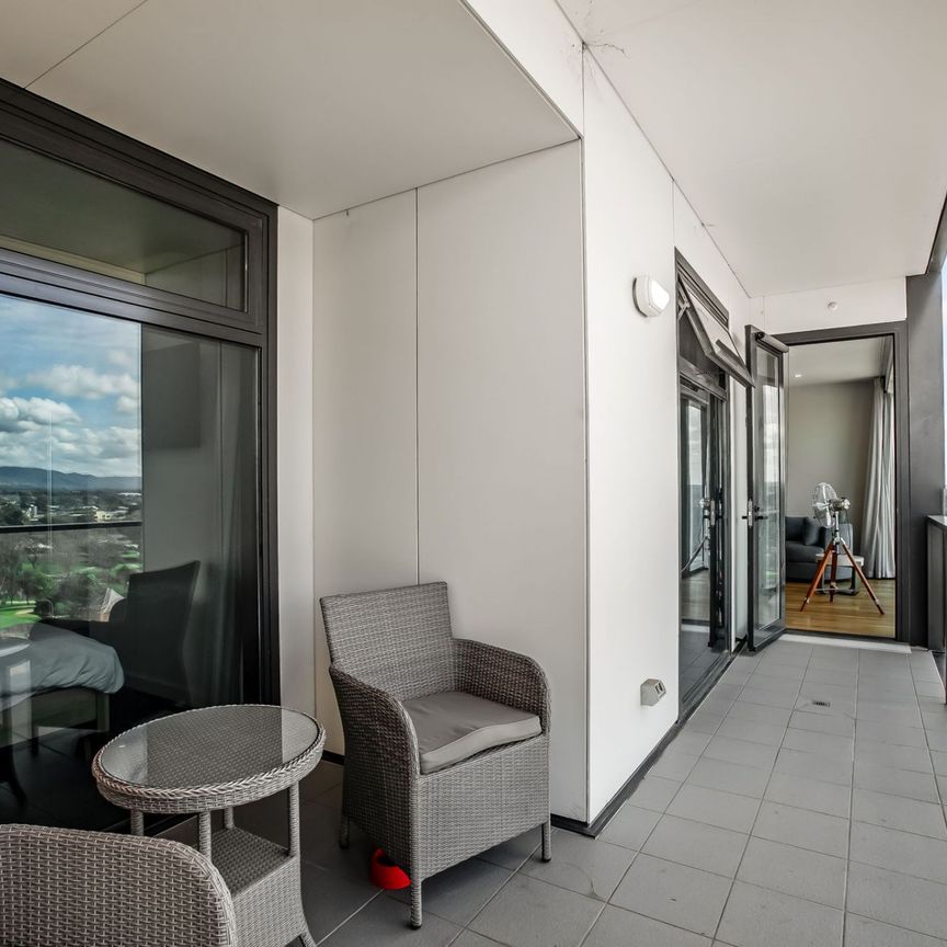 Modern City apartment with style and convenience - Photo 1