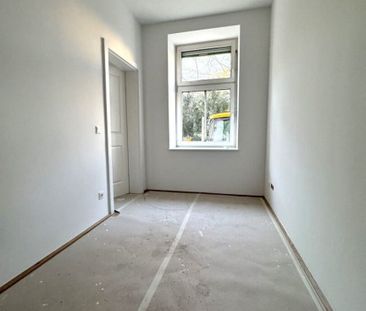 Provisionsfrei: Unbefristeter 41m² Erstbezug mit 2 Zimmern und Einb... - Photo 2