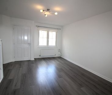 2 Bed Terraced House, Rigby Crescent, G32 - Photo 2