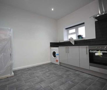 Flat D Cape Hill, Smethwick, B66 - Photo 2