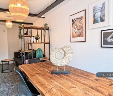 Studio to rent - Photo 4