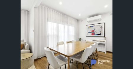 "When contemporary meets modern" - Photo 4