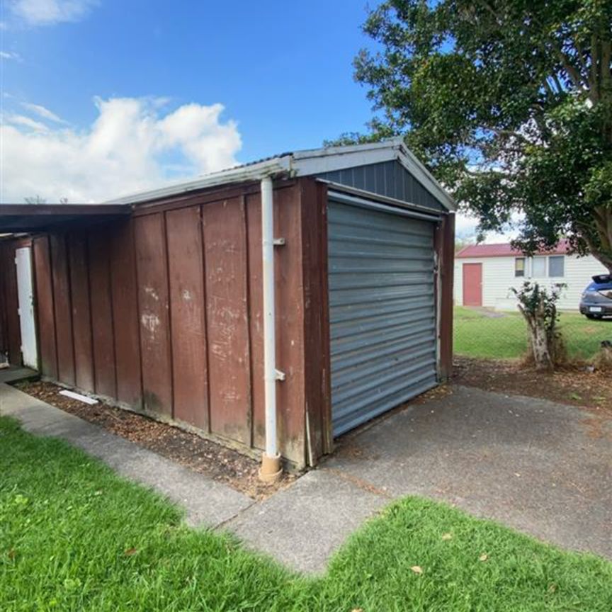 31 Baker Street, Huntly - Photo 1