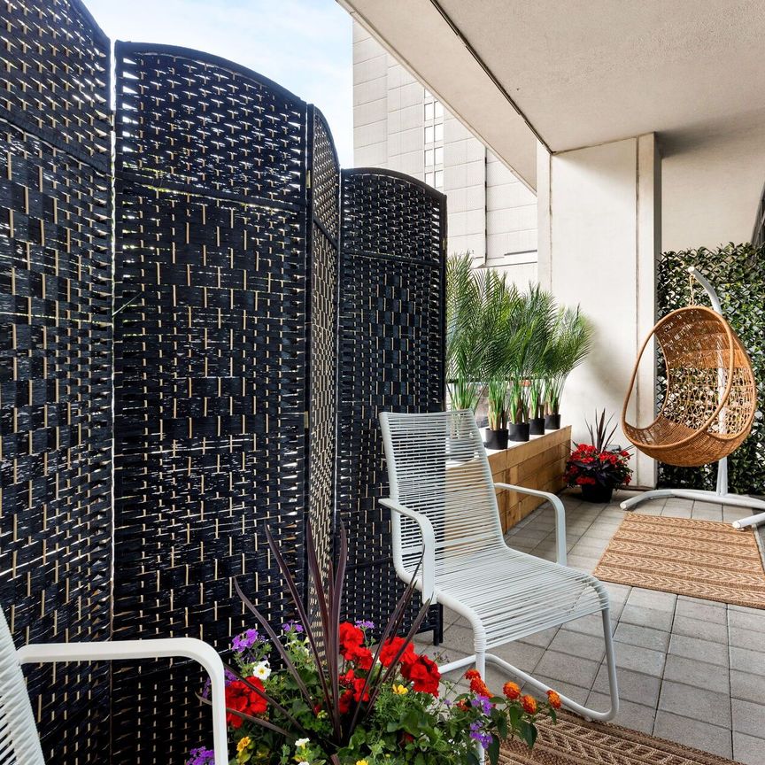 For Lease - 111 Elizabeth Street Unit# 101, Toronto, Ontario - Photo 1