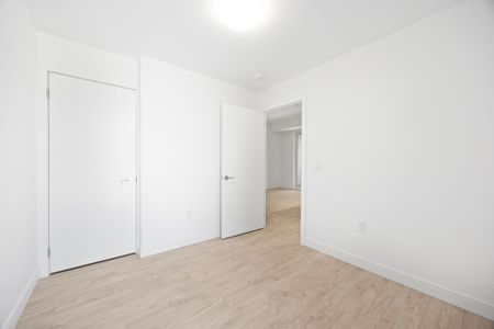 For Lease - 174 Clonmore Drive Unit# 9, Toronto, Ontario - Photo 3
