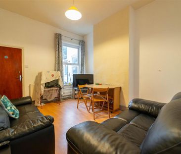 4 bedroom house to rent - Photo 1