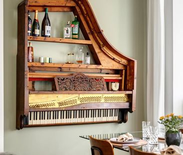 Elegant period apartment in sought-after location - Photo 5