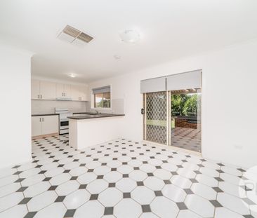 2 Kimba Drive, Glenfield Park NSW 2650 - Photo 3