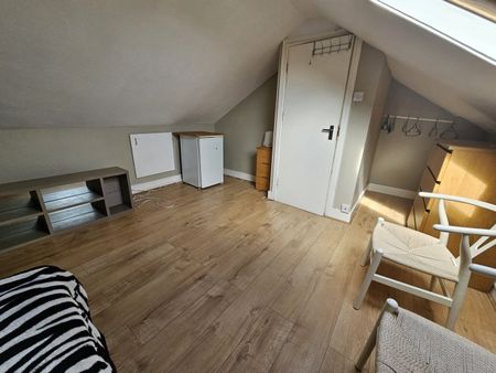 Room in a Shared Flat, Bertram Road, NW4 - Photo 4