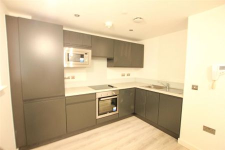 2 bedroom flat to rent - Photo 5