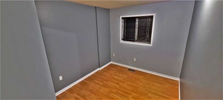 For Lease - 65 Sedgewick Circle, Brampton, Ontario - Photo 4