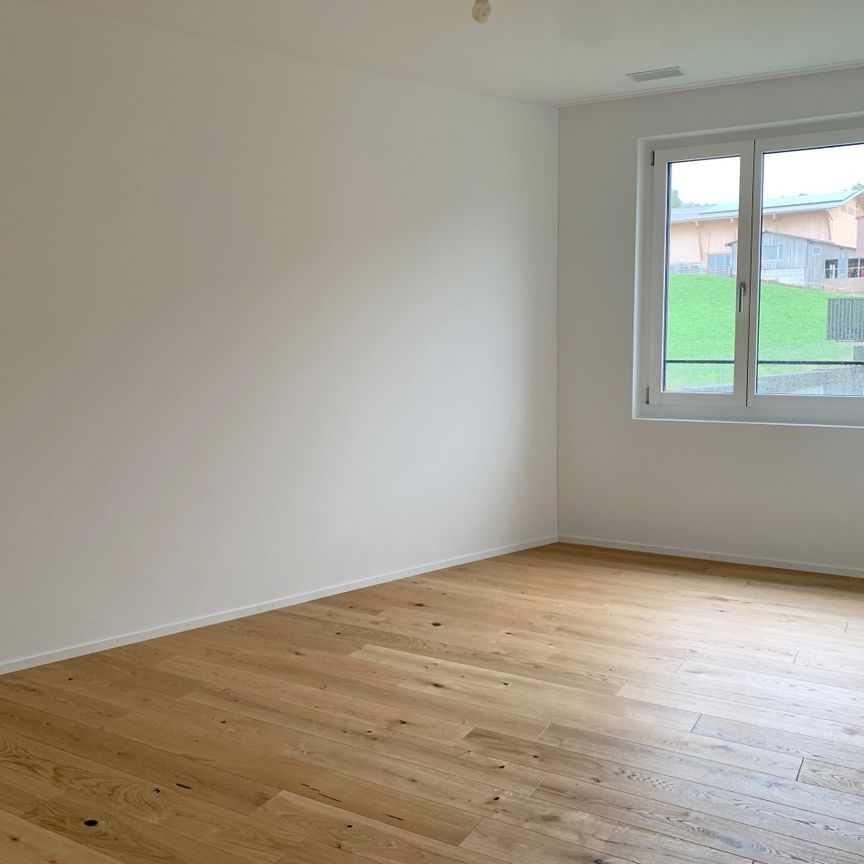 Moderne 3.5 Zimmer-Wohnung mit herrlicher Weitsicht - Photo 1