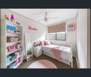 STYLISH AND MODERN 3 BEDROOM VILLA! - Photo 6