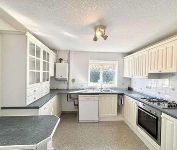 The Paddock, Kirkby In Ashfield, NG17 - Photo 4