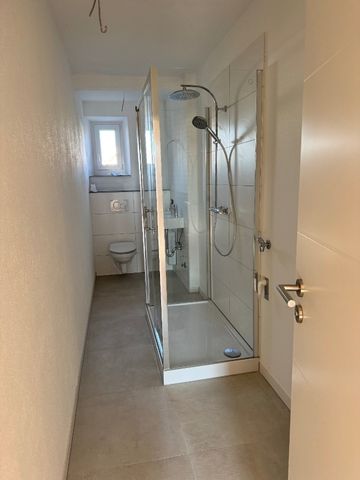 Frisch sanierte 3 Zimmer- Etagenwohnung zu vermieten. - Photo 4