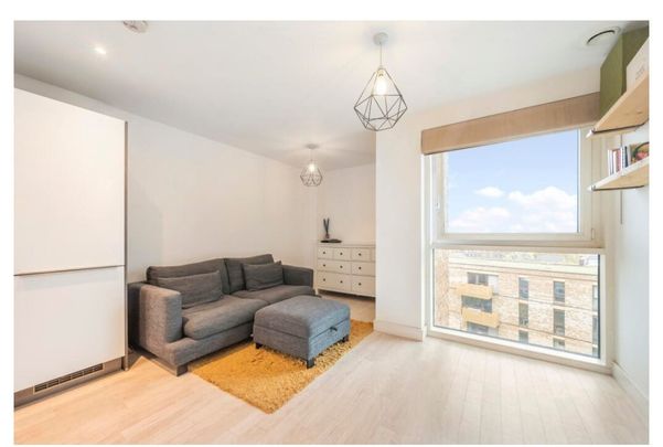 Studio Flat, London, SE8 - Photo 1