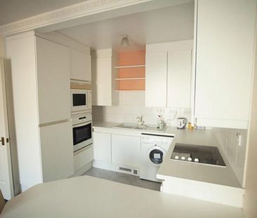 1 Bed Flat, Mariners Quay, BN2 - Photo 4