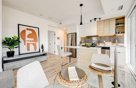 435 Rene-Levesque Blvd West, Montréal, QC - Photo 5