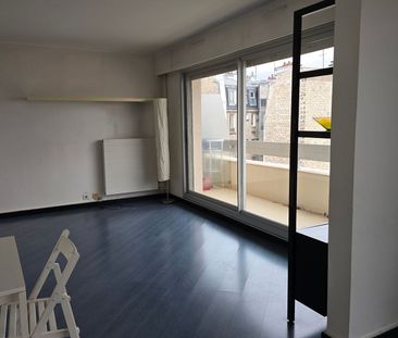 Appartement à louer 2 pièces • 47,10 m2 Paris 14 - Photo 2