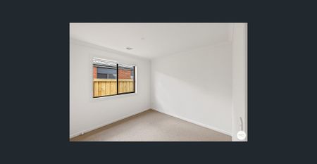 LOVELY 4 BEDROOM HOME IN WINTER VALLEY - Photo 3